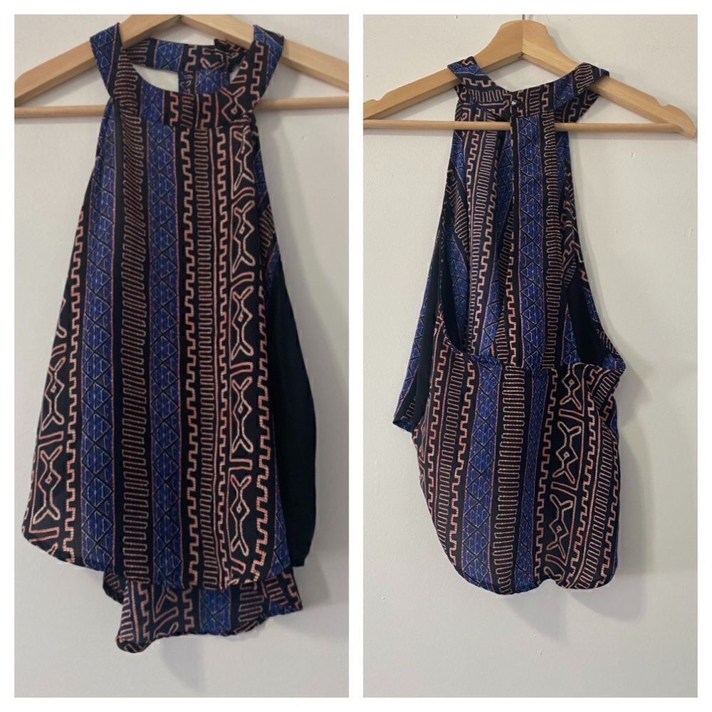 ASTR Sleeveless Top Size S